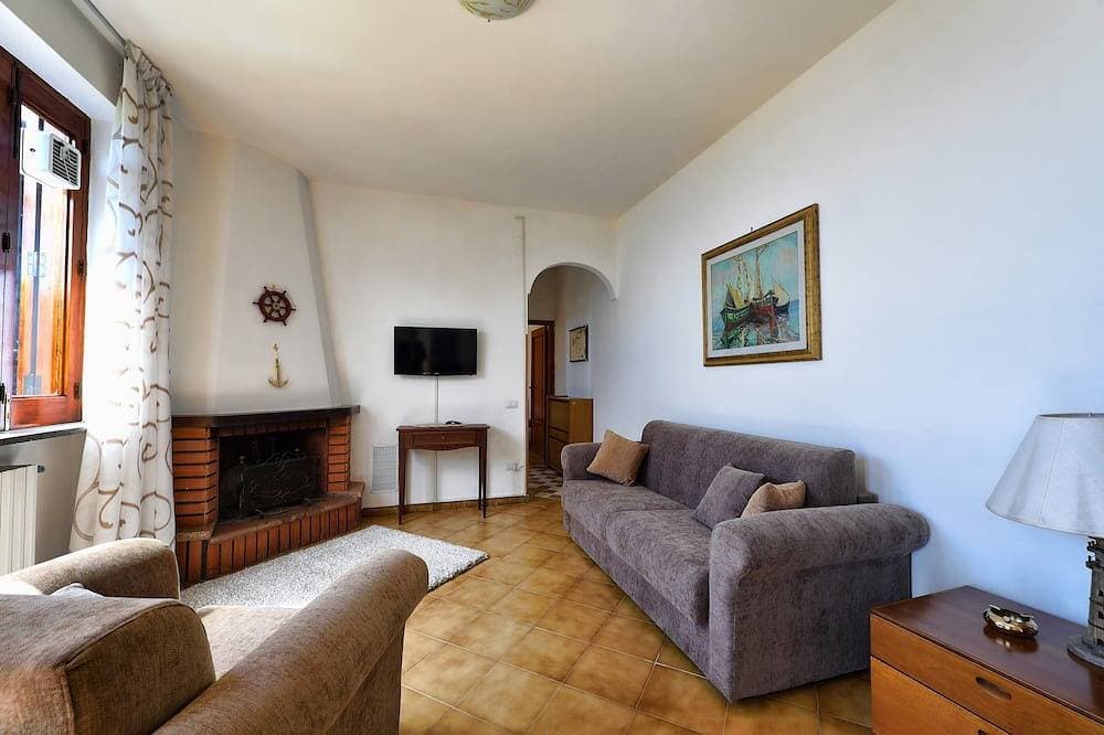 Foto 10 von 25: Charmantes Ferienhaus mit privatem Zitronengarten und Meerblick