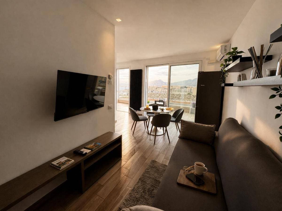 Foto 4 von 17: One-Bedroom Apartment with Sea View and Terrace