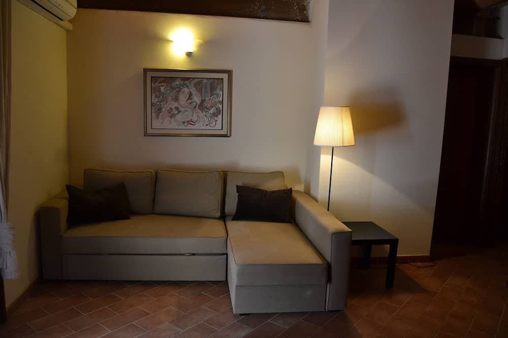 Foto 6 von 30: Wohnung mit Balkon im mittelalterlichen Dorf mit Swimmingpool, Tennis, auf dem Land in der Nähe des Meeres und Dienstleistungen