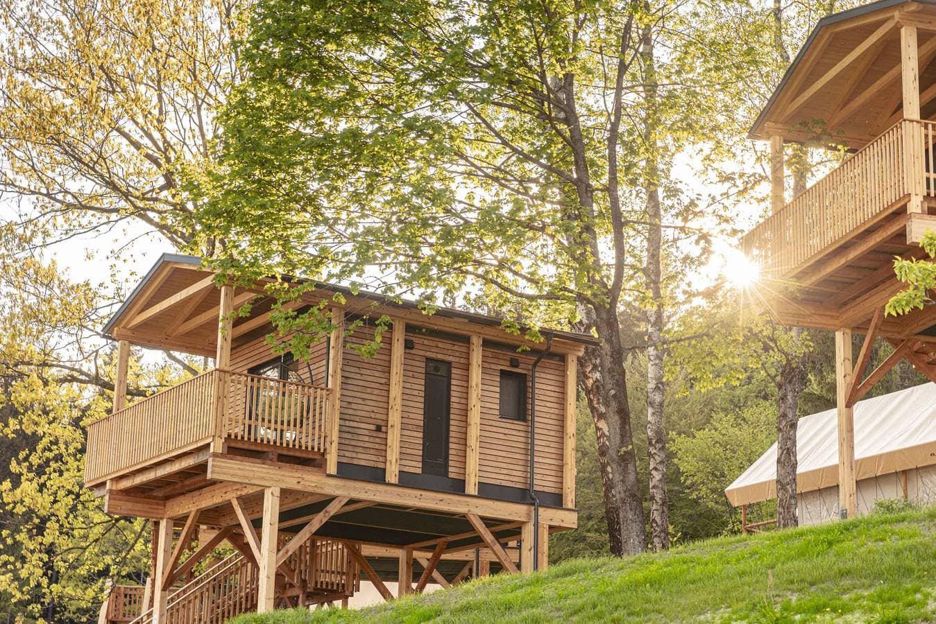 Foto 11 von 30: Premium Baumhaus mit 1 Schlafzimmer