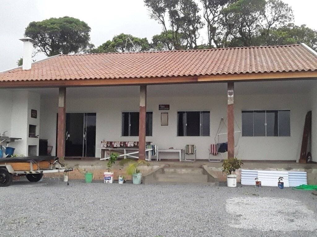 Foto 12 von 23: Haus mit Pool in Matinhos, Unterkunft für bis zu 15 Personen. Sehr gemütlich.