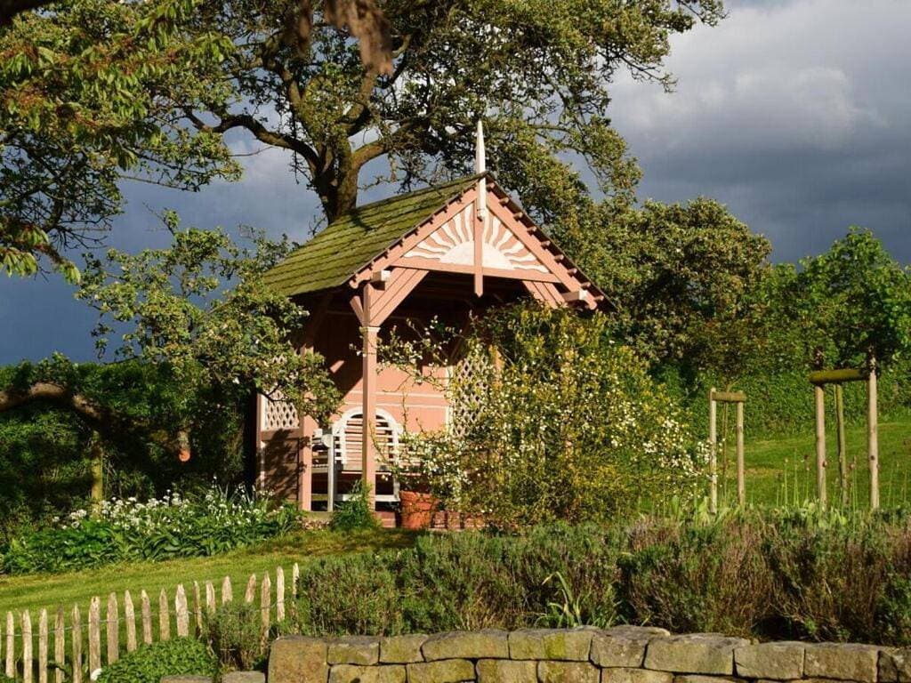 Foto 6 von 40: Two-Bedroom Holiday Home