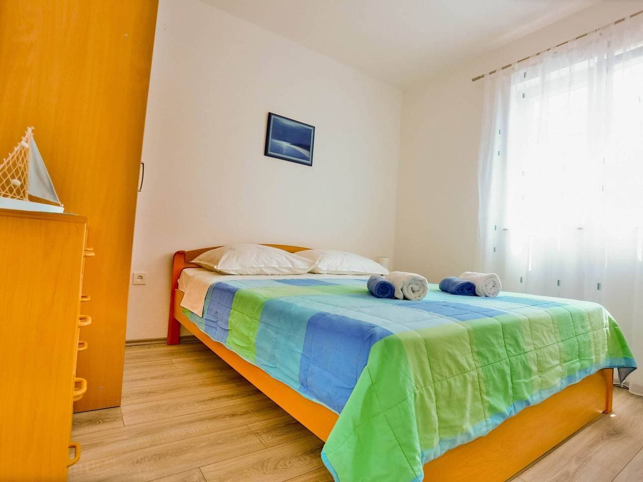 Foto 6 von 17: Apartments Lenka - One Bedroom Apartment with Balcony and garden View A1