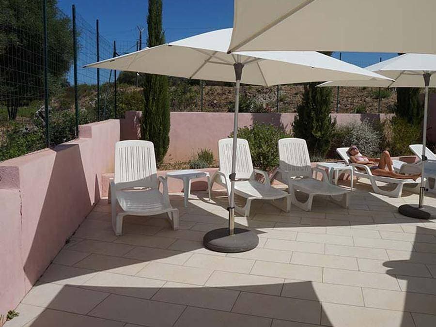 Foto 5 von 26: Parc Résidentiel La Listra - Mobilheim 6 personen - Komfort 4 Zimmer 6 Personen Klimatisiert + TV