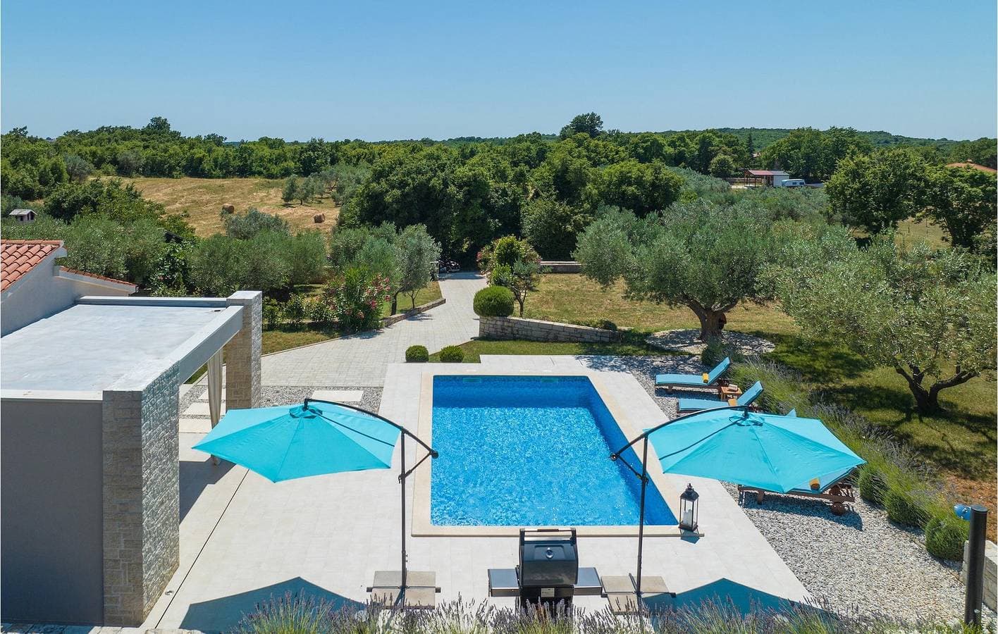 Foto 7 von 49: Gemütliche 2-Zimmer-Wohnung mit Pool, WLAN und Strand in der Nähe