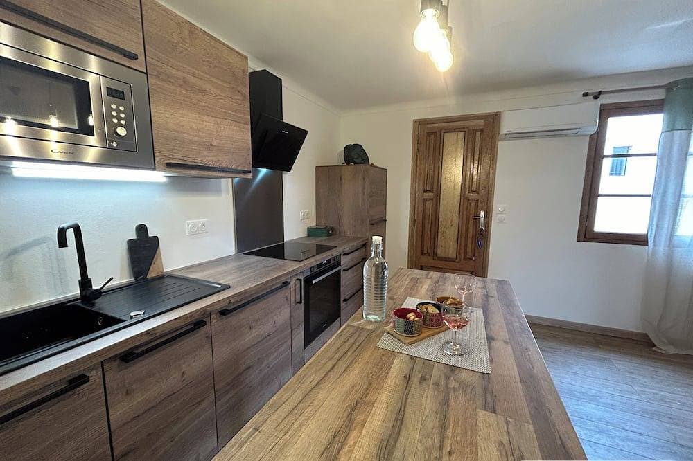 Foto 12 von 20: A 10 mn des Plages, Appartement Refait à Neuf au Cœur D'un Village Authentique
