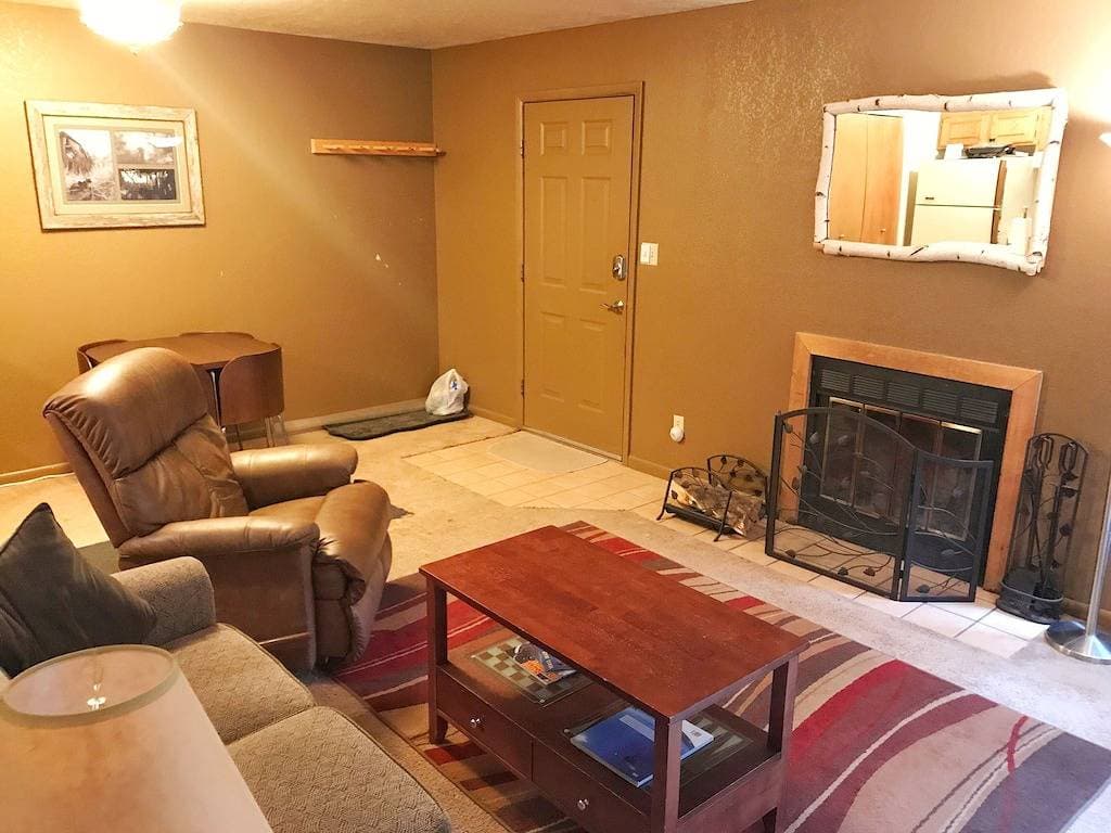 Foto 5 von 8: Eagle Point Resort Condo Schritte von Lodge & Lifts!
