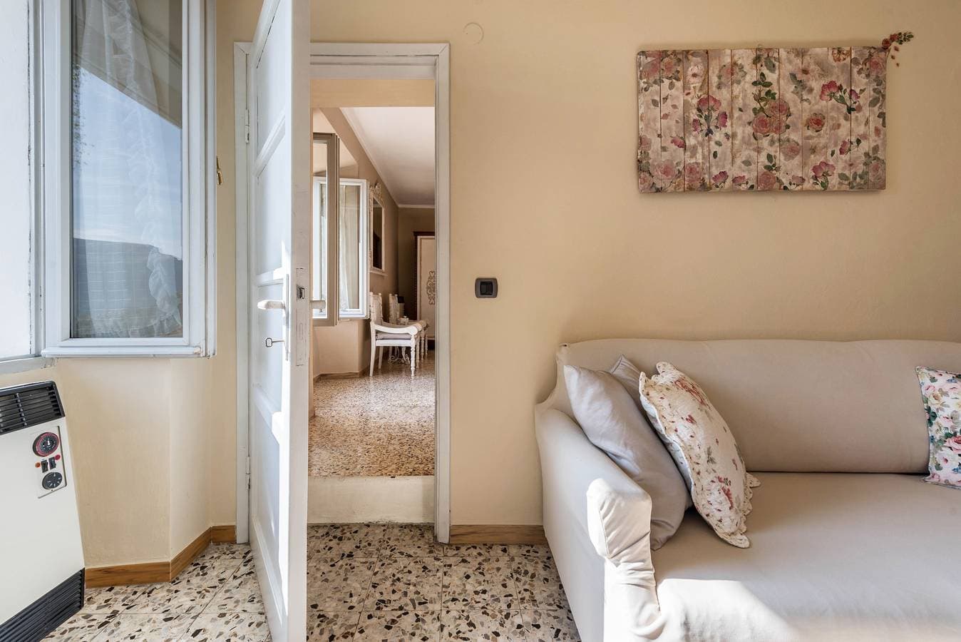 Foto 5 von 43: Ferienwohnung „Casa Vacanze Voiandes“ mit Bergblick, Balkon und WLAN