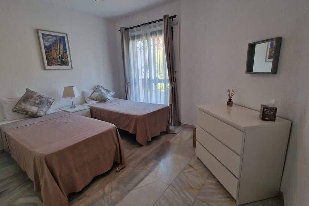 Foto 6 von 30: Sunny Calahonda Apartment with Pool & Walk to Beach
