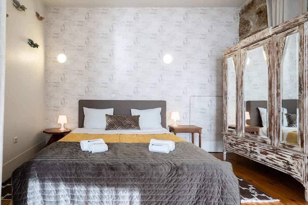 Gorgeous Flat w/ Balcony 1