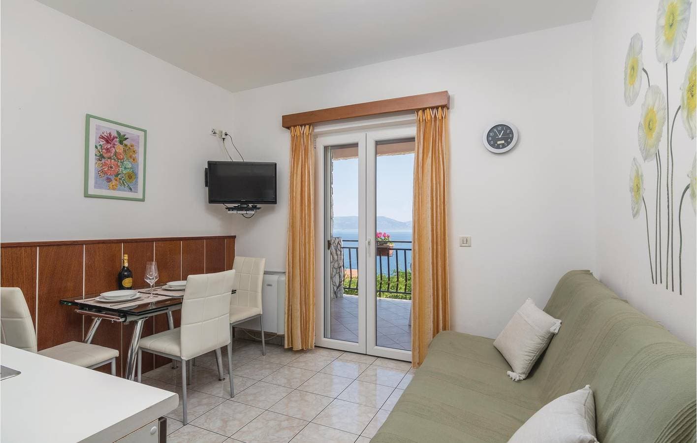 Foto 9 von 43: Gemütliches Apartment mit Pool und Terrasse, 1,5 km zum Strand