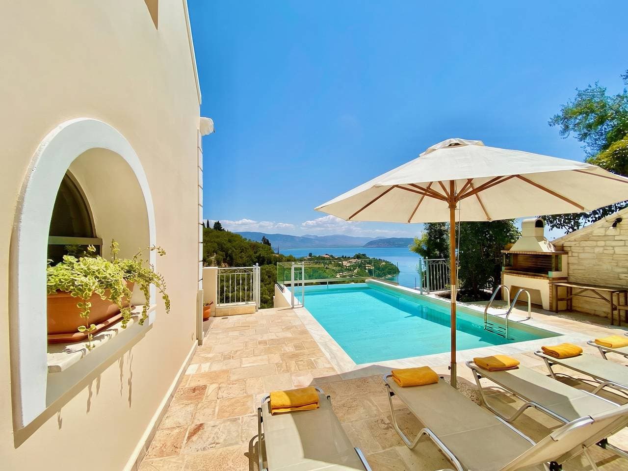 Kalami Beach Villa with private heatable pool 1