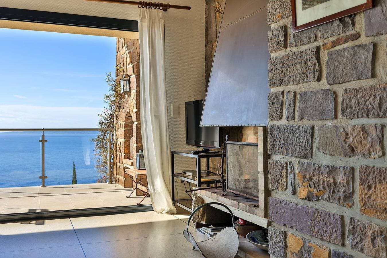 Foto 11 von 32: Traumhafte Ferienoase mit atemberaubendem Meerblick, Pool und idealer Lage