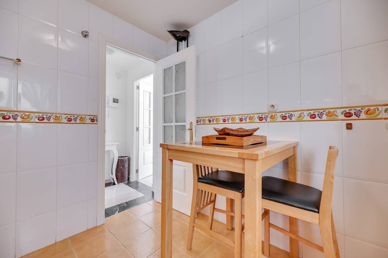 Foto 10 von 26: Ferienwohnung "Marbella Playa" mit Meerblick, Gemeinschaftspool und WLAN