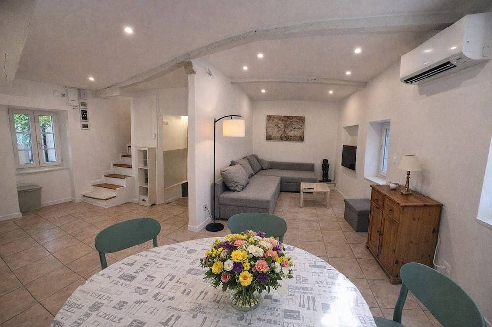 Village house for 5 people. 1