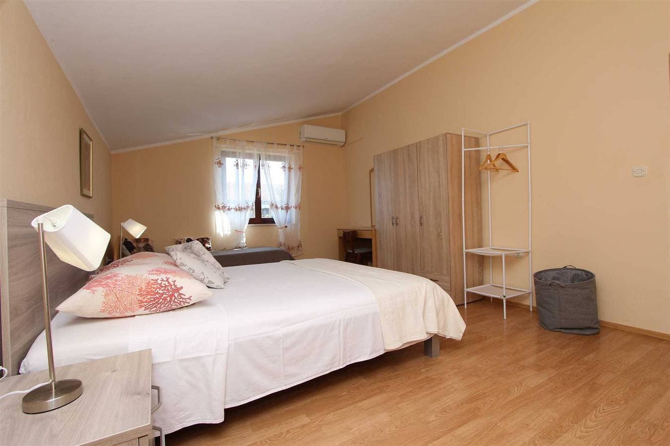 Foto 4 von 19: Dino Ferienwohnung mit 1 Schlafzimmer 20