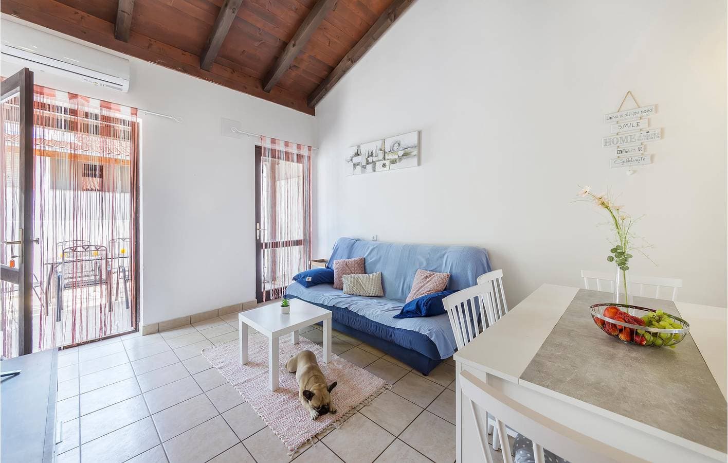 Foto 3 von 30: Gemütliche Ferienwohnung mit Terrasse in der Nähe eines FKK-Strandes – Parkplatz und WLAN inklusive