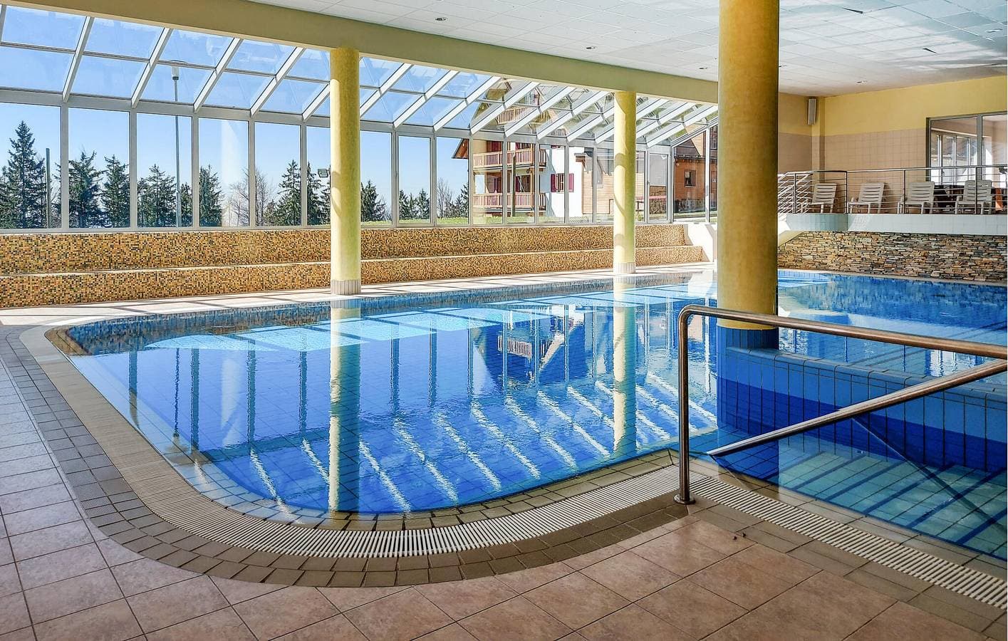 Foto 7 von 34: Ferienwohnung für 7 Personen mit Pool