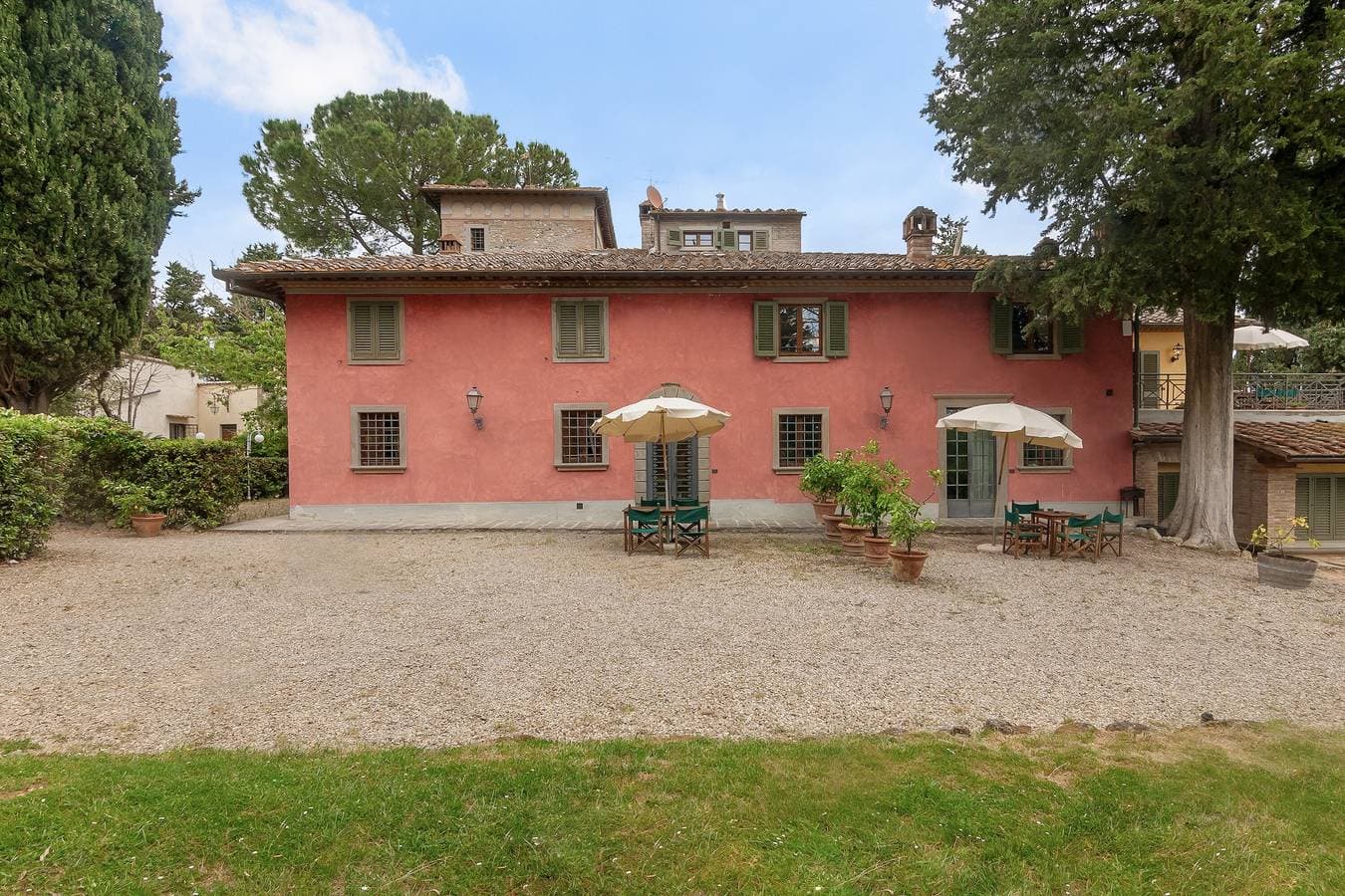 Foto 7 von 27: Villa Il Frantoio mit gemeinschaftlich genutztem Pool, privater Terrasse und WLAN