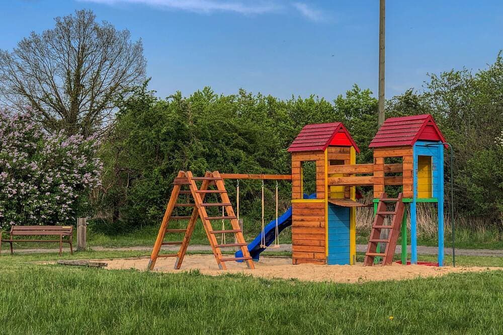Foto 13 von 30: Großzügiges Haus mit Seeblick, Garten und Ruderboot am Beetzsee