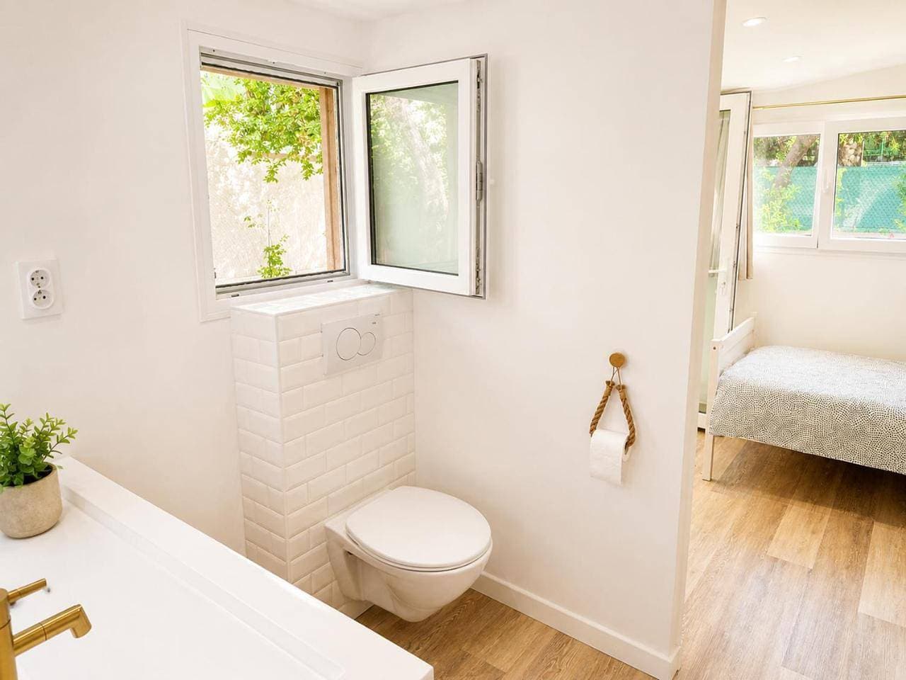 Foto 10 von 18: Two-Bedroom Apartment with Garden View