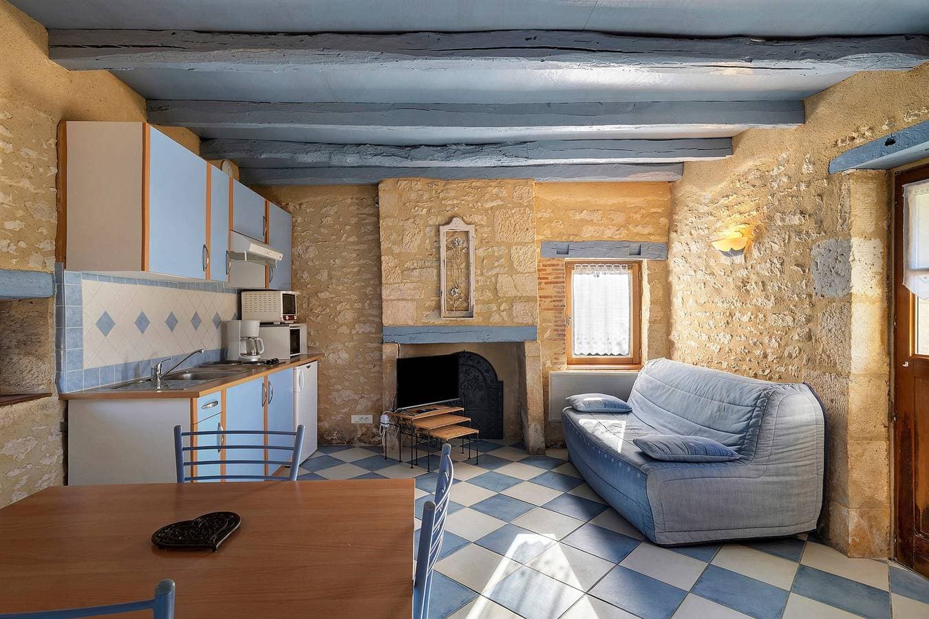Foto 8 von 32: Charmant restauriertes kleines Steinhaus