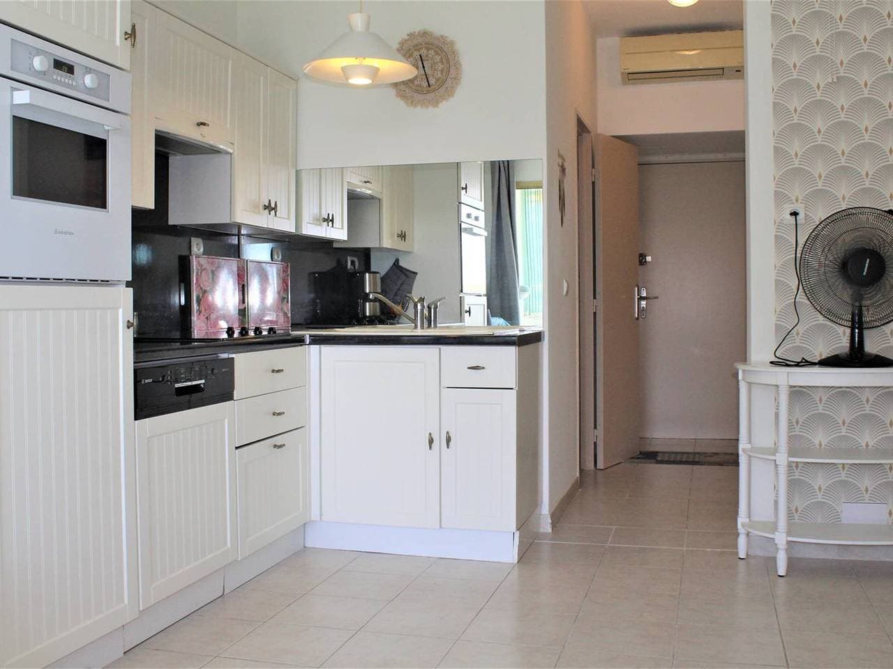 Foto 5 von 16: Schöne 3-Zimmer-Wohnung mit Terrasse und Parkplatz in Villeneuve-Loubet Plage