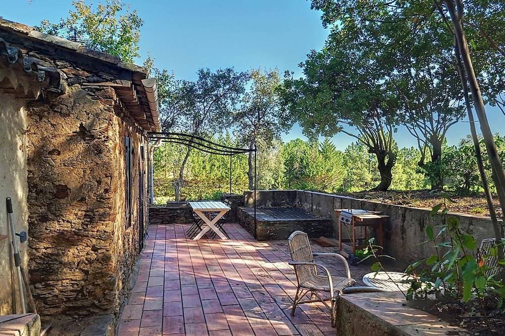 Foto 10 von 10: Le Cabanon Dans La Foret