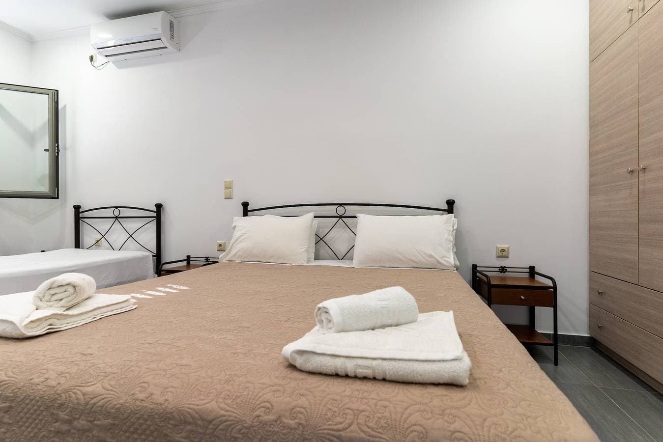 Foto 11 von 20: Beach House Apartment By The Sea 1 – Meerblick, WLAN & Klimaanlage