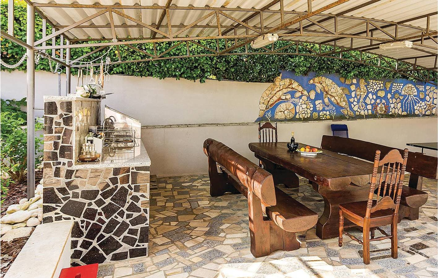 Foto 6 von 28: Gemütliche Ferienwohnung mit Pool, Terrasse und WLAN – nur 1 km vom Strand entfernt!