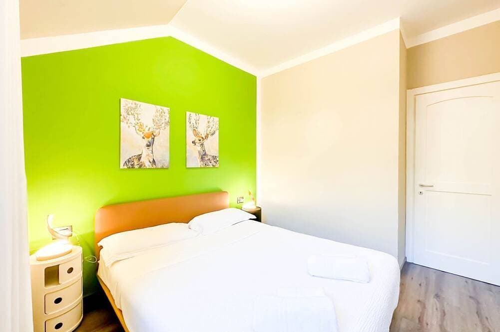 Foto 4 von 30: Willkommen in dieser schönen Wohnung in Grumo (Lierna), direkt vor dem wunderschönen Comer See. Diese fantastische Wohnung bietet Ihnen ein unglaubliches und unvergessliches Erlebnis mit atemberaubendem Seeblick. Dieser gemütliche Ort hat alles, was Sie b