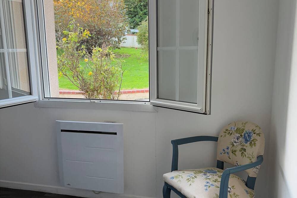 Foto 6 von 27: Just a stone's throw from Puys Beach and Dieppe, \"Le Titou\" Vacation Rental in Petit Caux Bracquemont