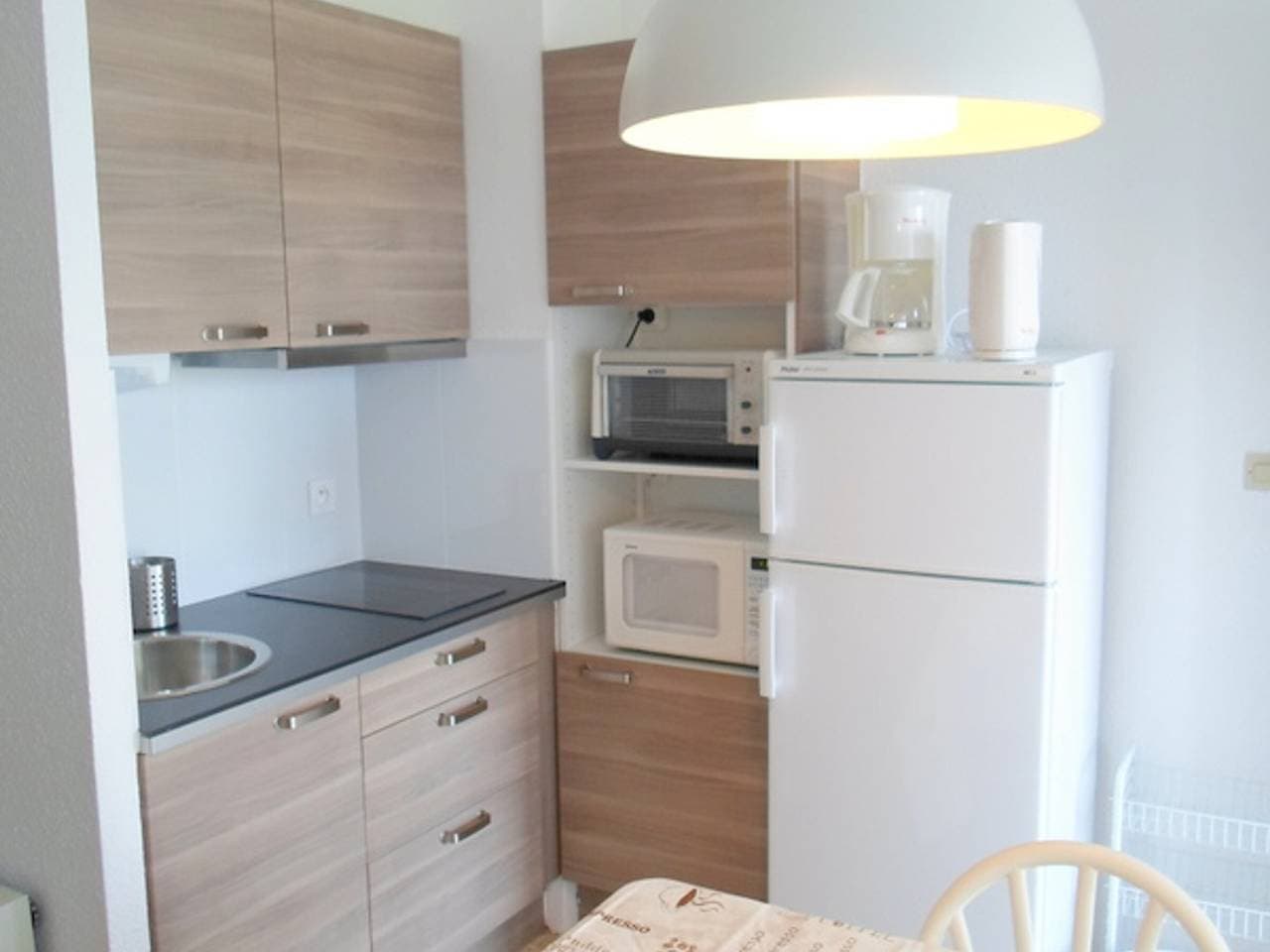 Foto 5 von 14: Gemütliche Wohnung mit Terrasse und Haustiere erlaubt in Balaruc-les-Bains
