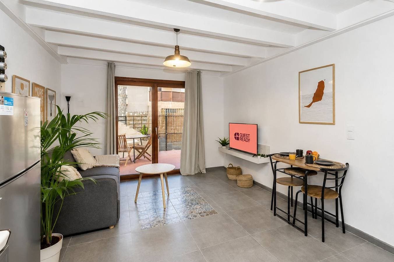 Foto 8 von 31: Ferienwohnung für 3 Personen mit Terrasse