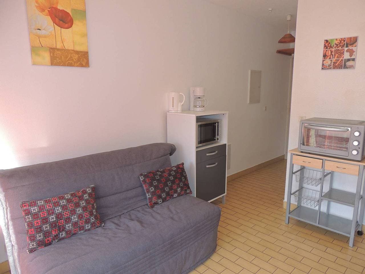 Foto 3 von 9: Studio mit Parkplatz in der Nähe des Thau-Sees, 1-Sterne klassifiziert