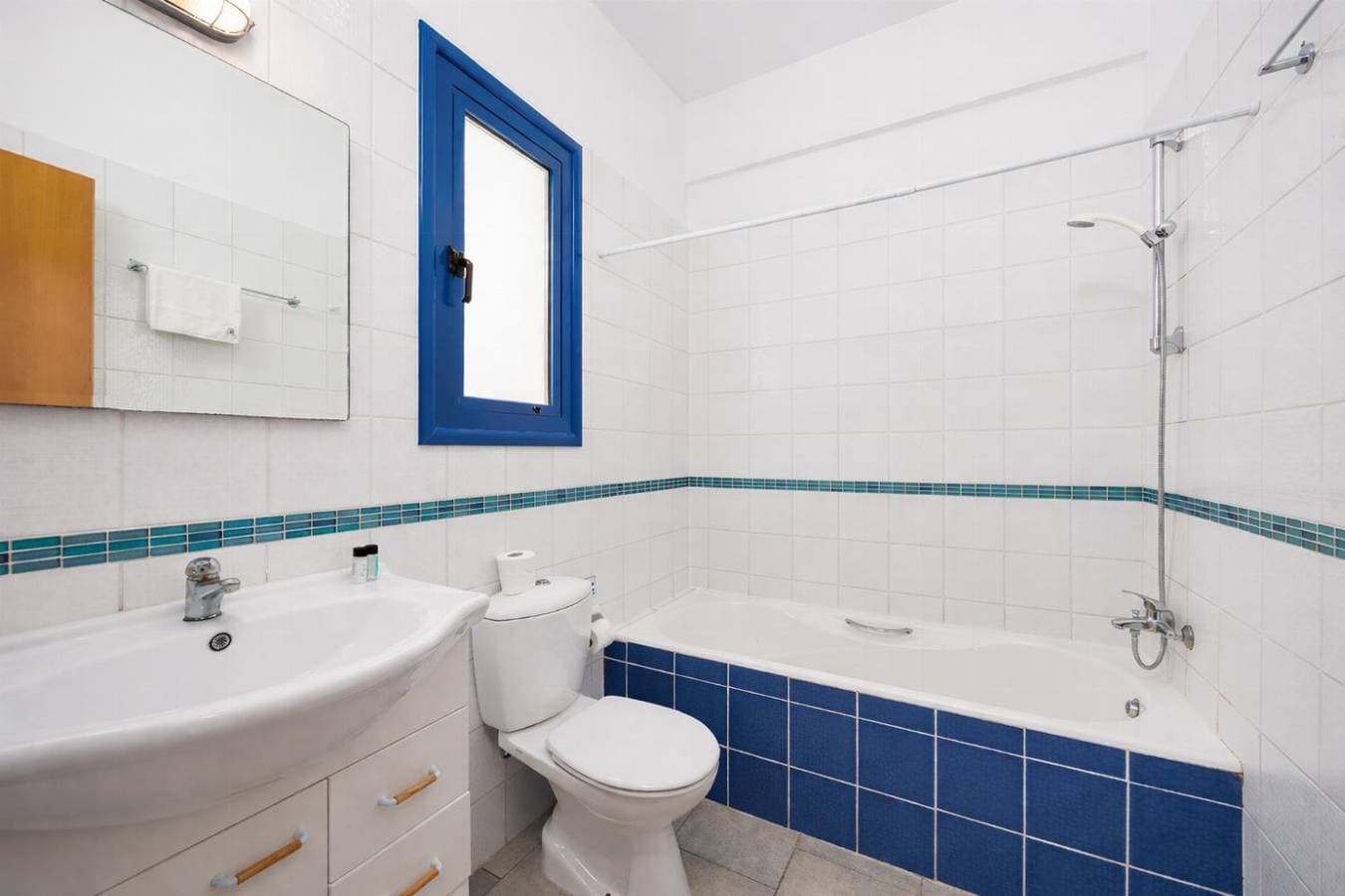Foto 11 von 22: Villa für 6 Personen mit Balkon
