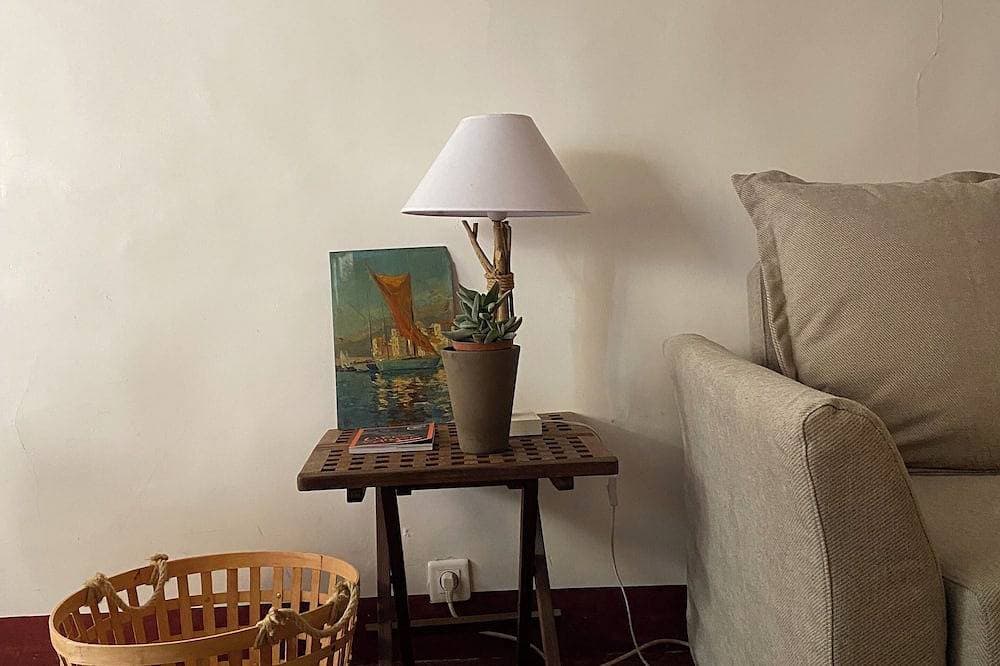 Foto 8 von 30: Are Charme Wohnung im alten Nizza, mit Blick auf den Garten und nahe am Meer