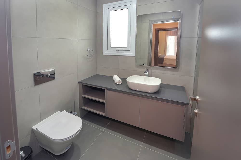 Foto 9 von 25: Dps4 Sun & Moon Luxury 4-bedroom Villa with Private Pool, in Vibrant Ayia Napa