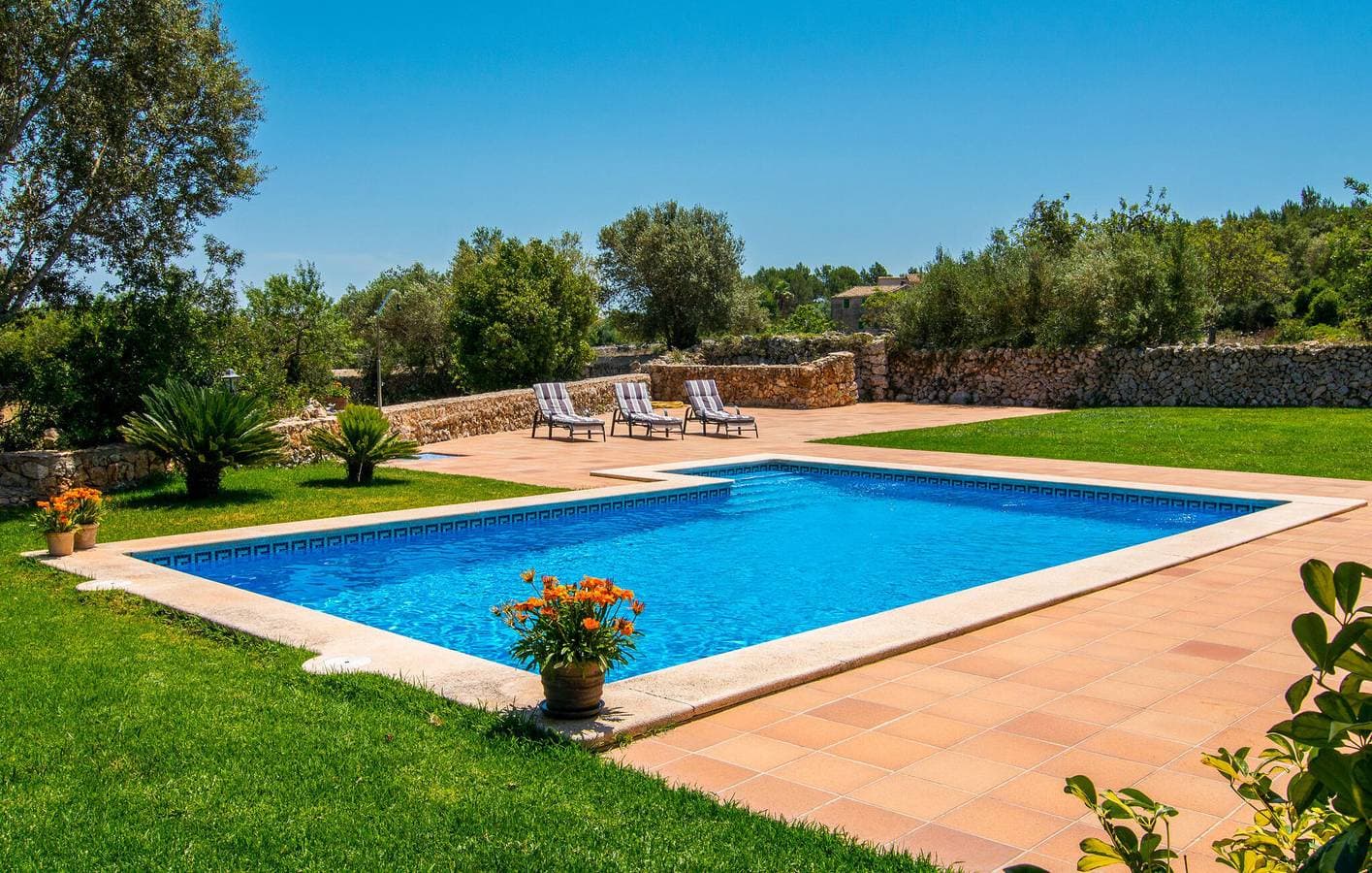 Foto 5 von 41: Modernes Apartment mit Terrasse, Pool und Grill - in der Nähe von Lloret de Vistalegre