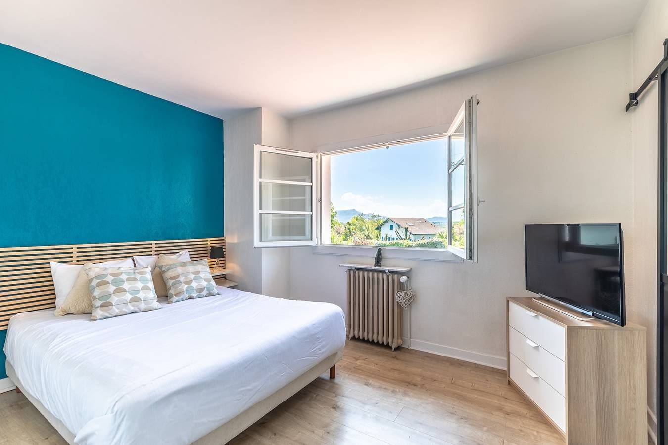 Foto 4 von 36: Villa für 8 Personen mit Pool