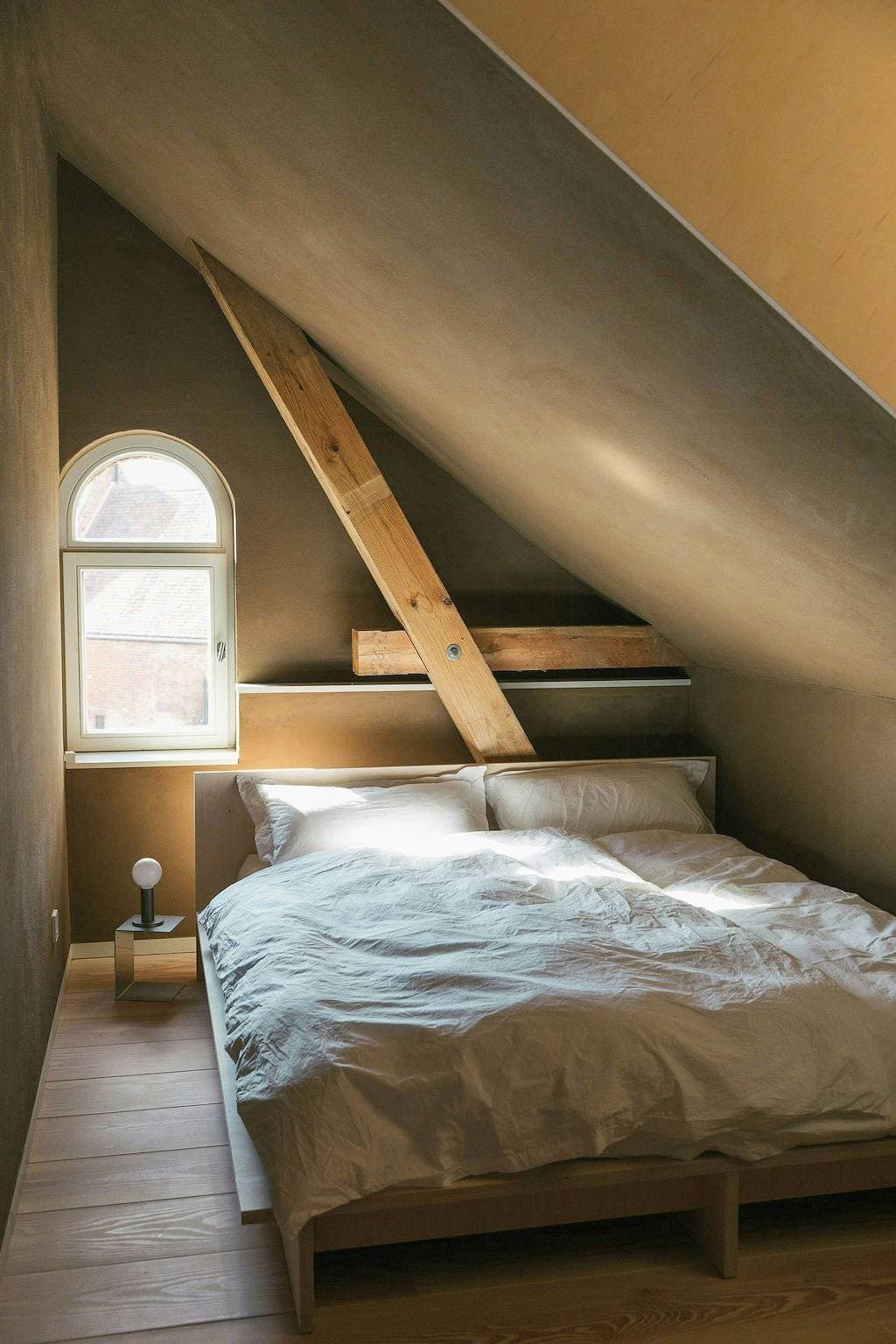 Foto 3 von 73: Dachgeschoss mit Balkon und Sauna in Naulitz