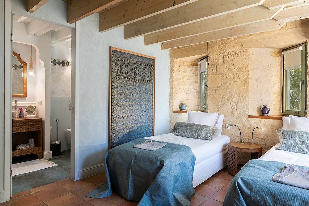 Foto 4 von 30: Villa Dimi  family friendly , near Sandy Beach Kalathas