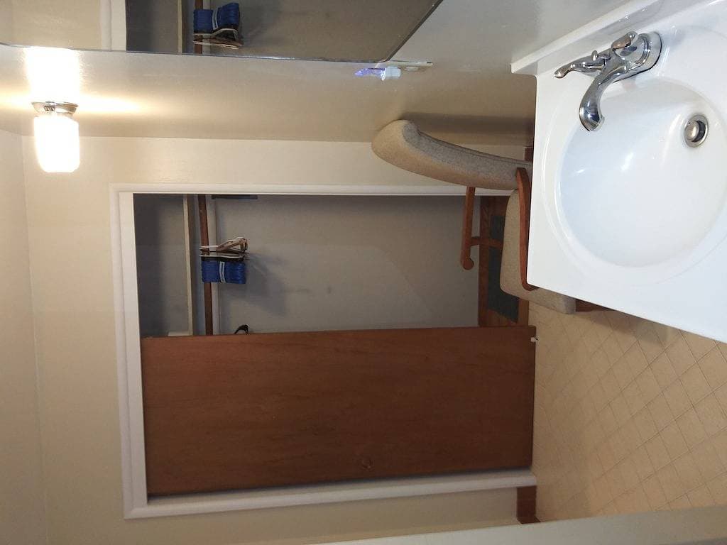 Foto 6 von 12: Grand Lake Studio Vollmöbliert Grosser Wert & Lage Apt # 3