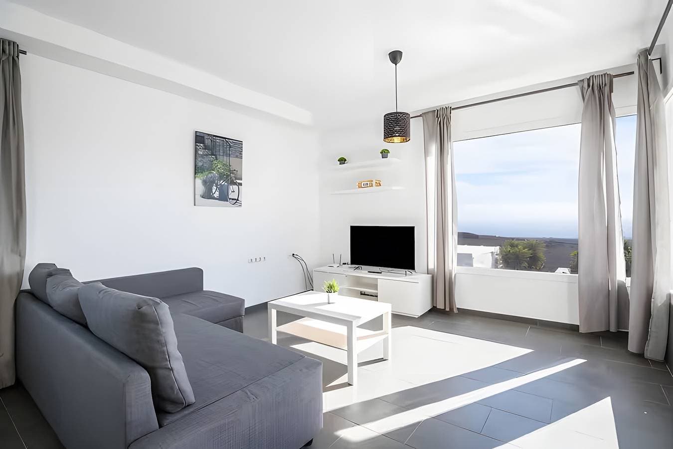 Foto 7 von 8: Moderne Casa Amanecer 4 mit WLAN, Pool und Terrasse; Parkplätze verfügbar