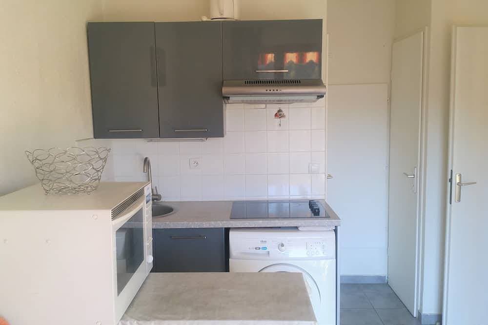 Foto 13 von 22: Residence Provençale Pool Parkplatz WIFI 2 km Meer Villeneuve Loubet 2 Zimmer