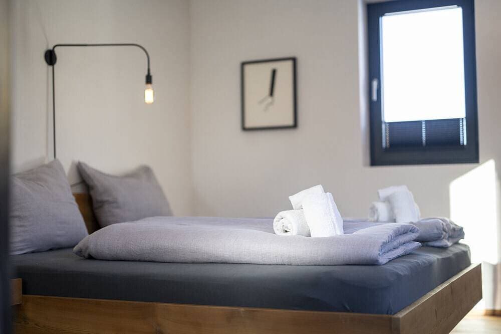 Foto 12 von 30: Chasa Vital - Hochwertige Ferienwohnung mit elegantem Ambiente in Sent