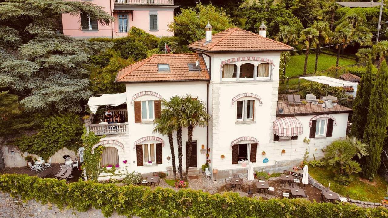 Foto 4 von 16: Double Room with Lake View and Terrace