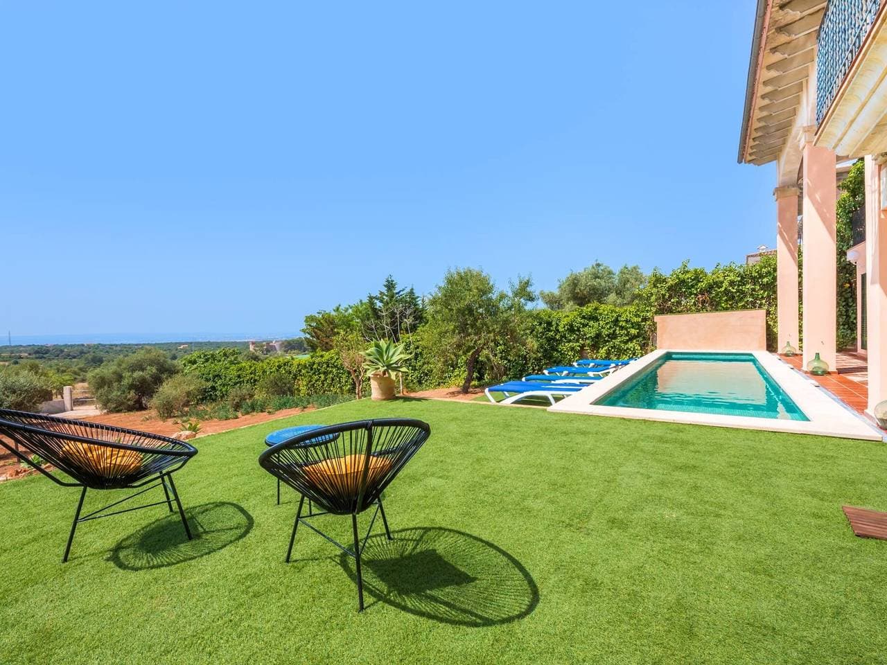 Foto 4 von 34: Geräumiges Haus mit privatem Pool und Klimaanlage in Pòrtol
