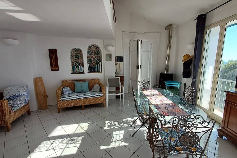 Foto 12 von 30: Romantische Villa für 2 Personen, mit Blick auf das Meer, in einer natürlichen Klippe.
