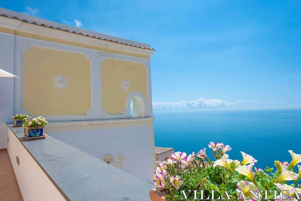 Foto 9 von 30: Antike Villa mit fantastischem Meerblick und Pool nur wenige Minuten von Positano entfernt